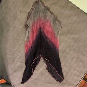 Pleated reversible collar in EUC